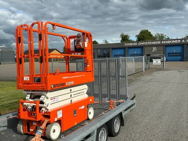 Sakslift + Trailer